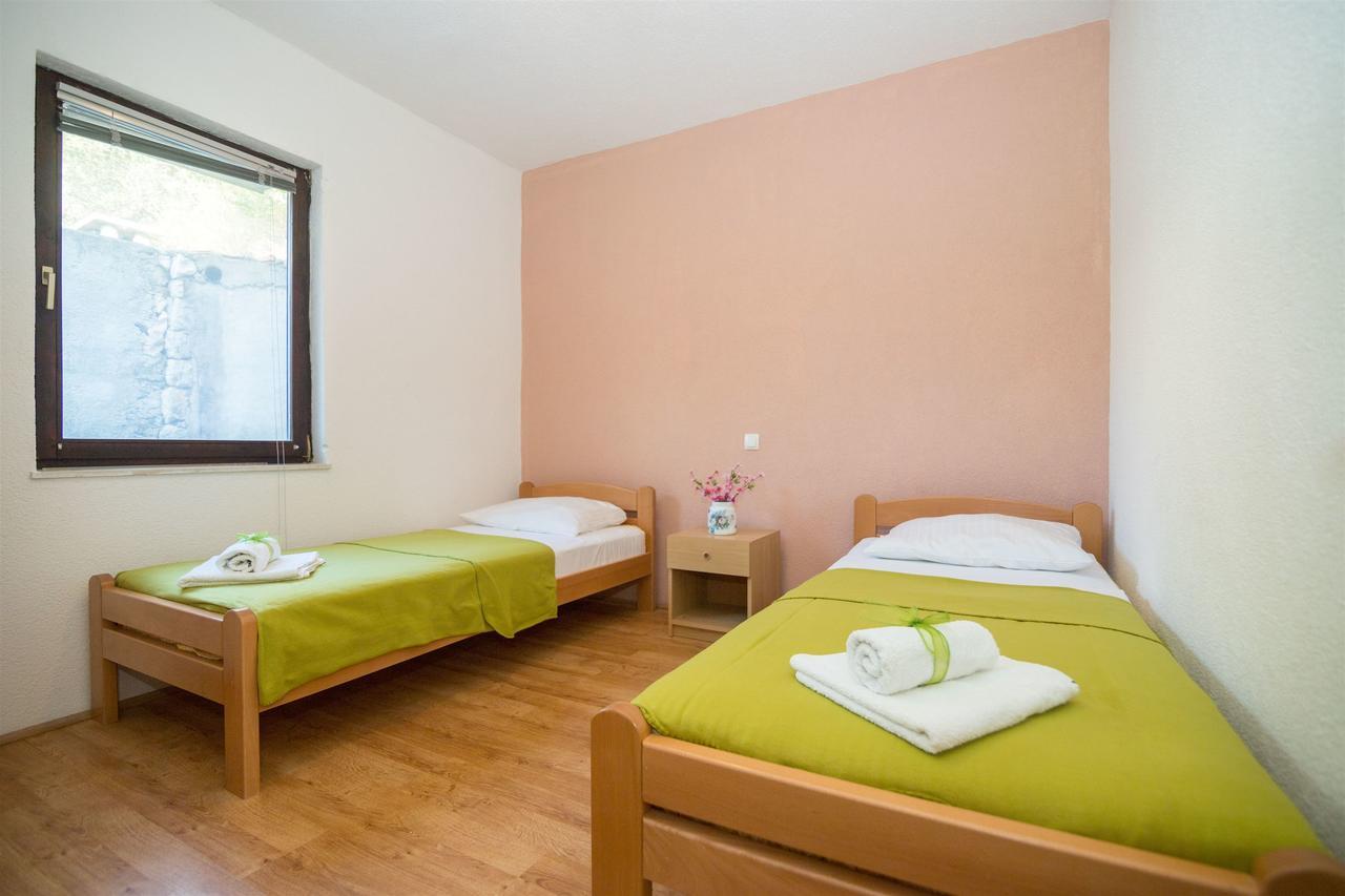 Apartments Galic Pisak Exterior photo